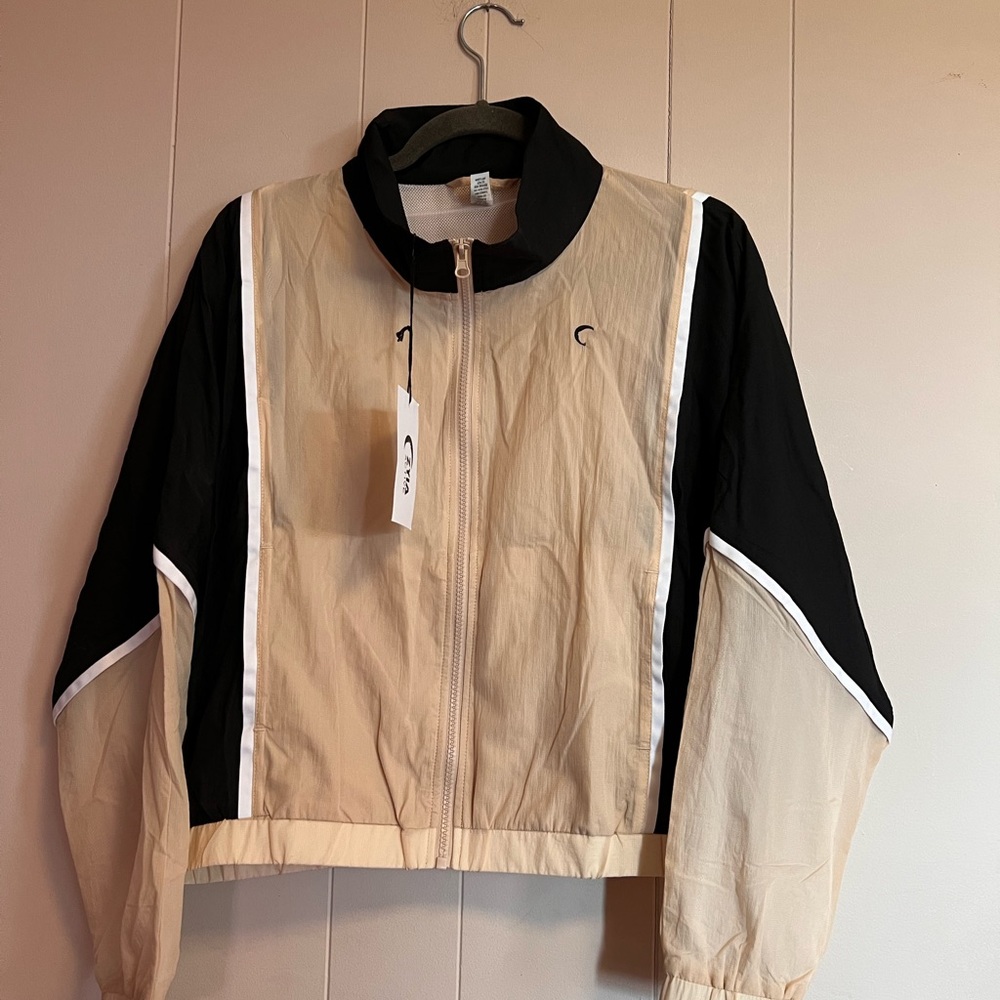 Zyia Black and Tan block zipper jacket NWT